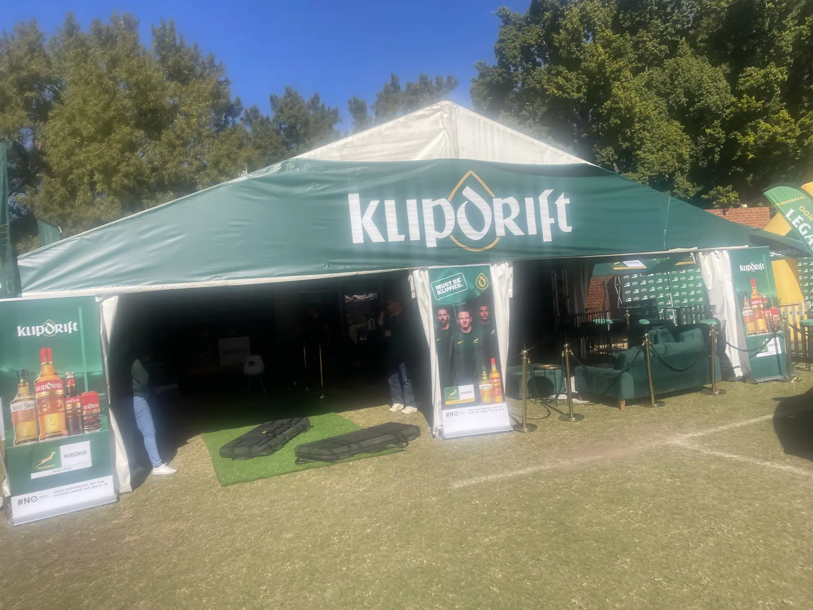Klipdrift branded marquee with an open front